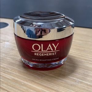 Olay Regenerist Micro-sculpting cream